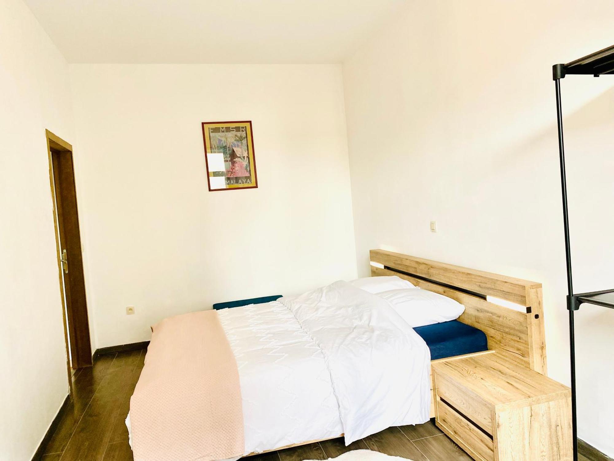 Residence Deluxe 沙勒罗瓦 外观 照片